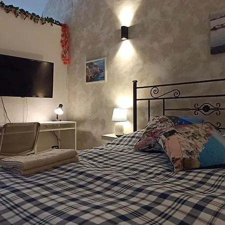Casa Vacanze Smeralda Amalfi Coast Vietri Buitenkant foto